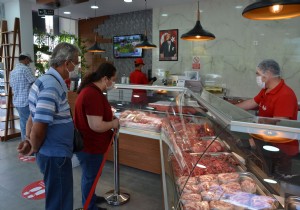 Alanya Halk Et Mağazası’nda bir ayda 12 bin kg et satıldı
